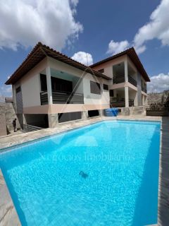 Casa de alto padrão com 04 suítes no bairro Universitário