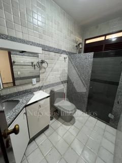 Casa de alto padrão com 04 suítes no bairro Universitário