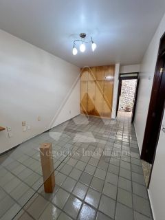 Casa de alto padrão com 04 suítes no bairro Universitário