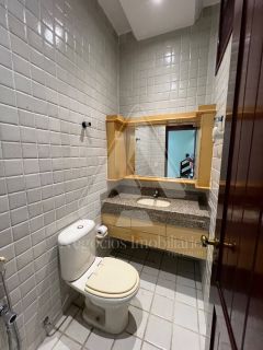 Casa de alto padrão com 04 suítes no bairro Universitário