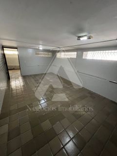 Casa de alto padrão com 04 suítes no bairro Universitário