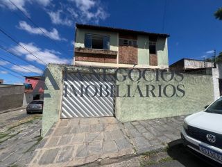 Casa no St Antônio tipo duplex à venda