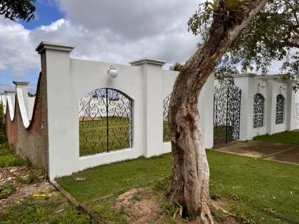 Lote / Terreno de Bairro Para Vender no bairro Nações em Campina Grande