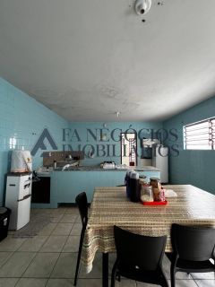 Casa a venda no Centro