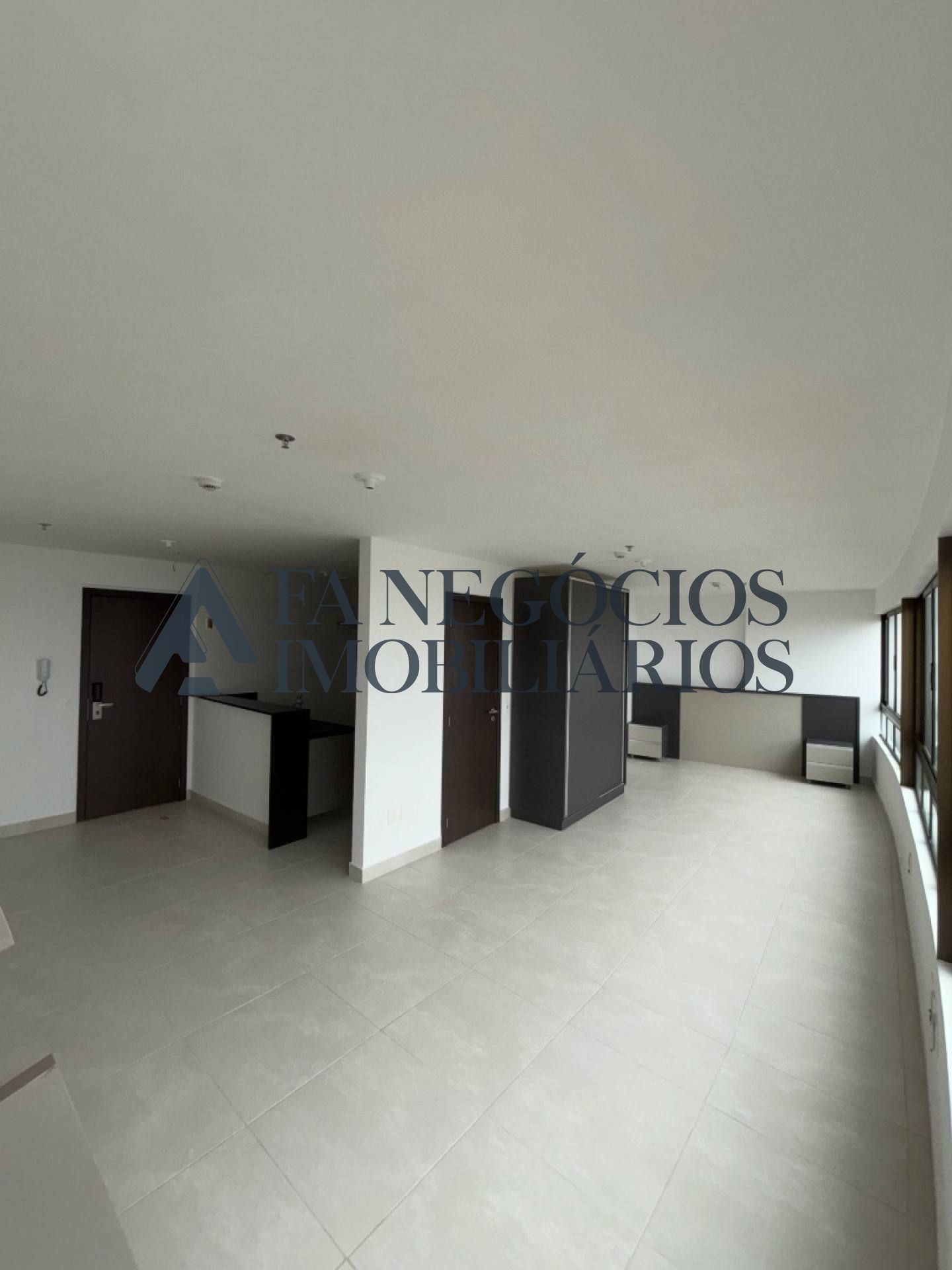 Heron Marinho Business & Living