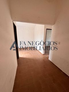 Vendo casa no Tambor.