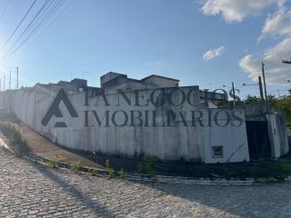 Casa de Esquina à venda no Mirante da Serra