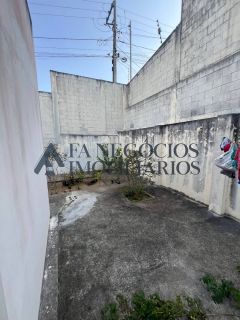 Casa de Esquina à venda no Mirante da Serra