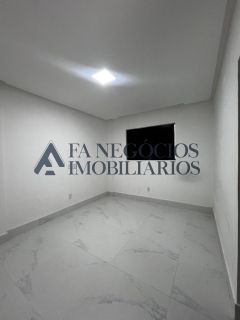 Alugo casa em condomínio fechado com 03 suítes