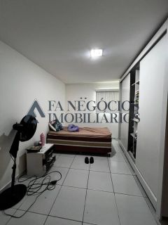 Casa a venda de 03 dormitórios no Catolé