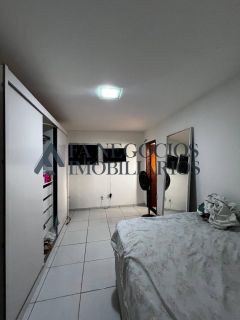 Casa a venda de 03 dormitórios no Catolé