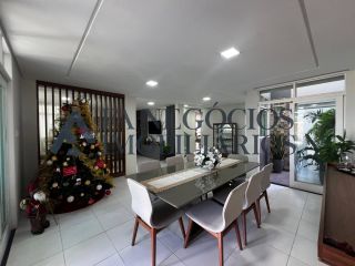 Casa excepcional próximo ao Clube Campestre