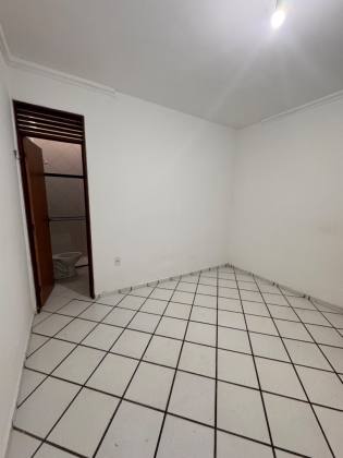 Casa à Venda no Centro de Campina Grande
