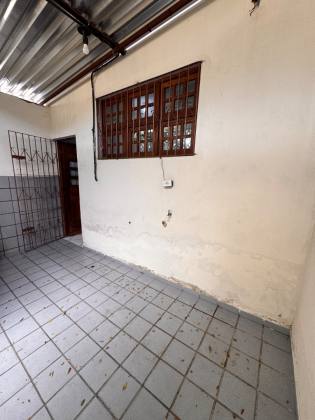 Casa à Venda no Centro de Campina Grande