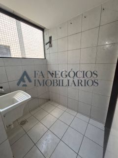 Apartamento com duas vagas de garagem no Catolé