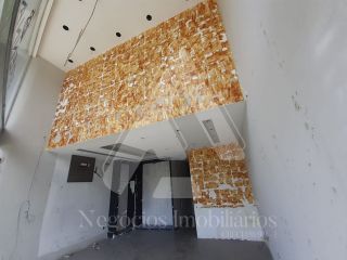 Alugo lojas na Floriano Peixoto