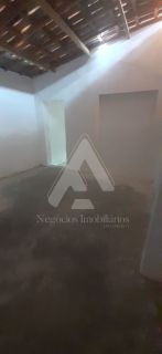 Casa a venda na Rua Major Juvino do Ó