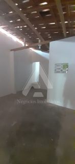 Casa a venda na Rua Major Juvino do Ó