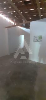 Casa a venda na Rua Major Juvino do Ó