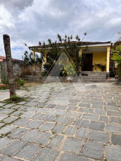 Casa de varanda a venda