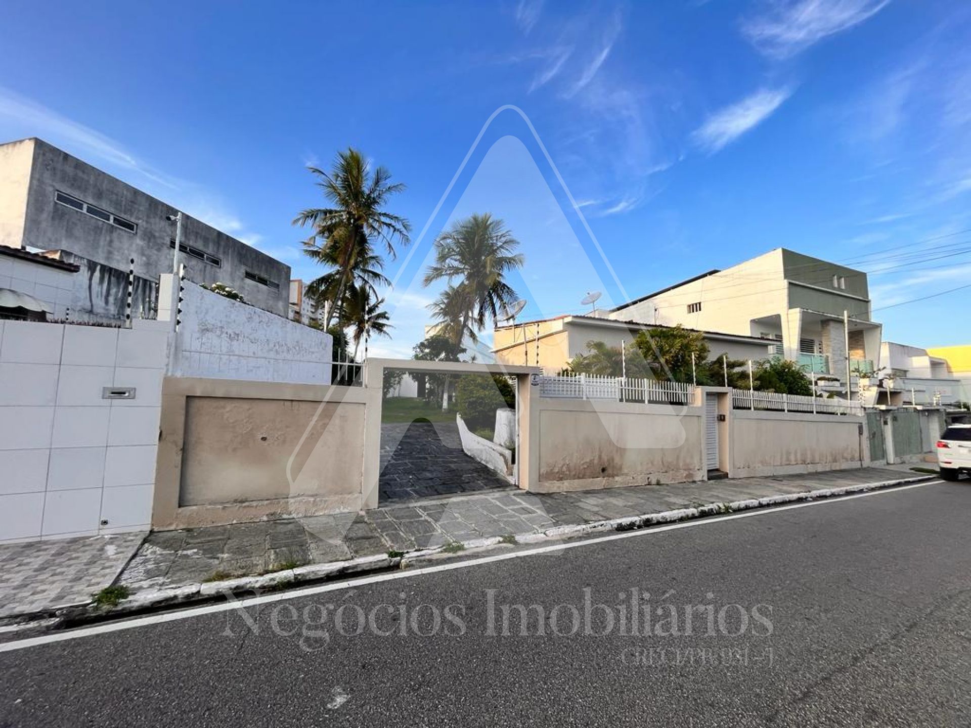 Área a venda no Centro