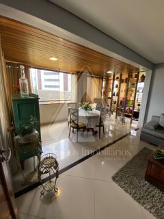 Apartamento de 240m2 com 04 suítes