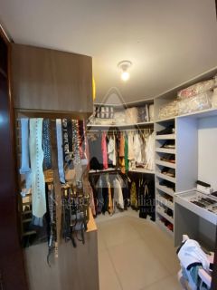 Apartamento de 240m2 com 04 suítes