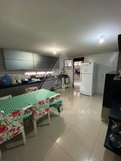 Apartamento de 240m2 com 04 suítes