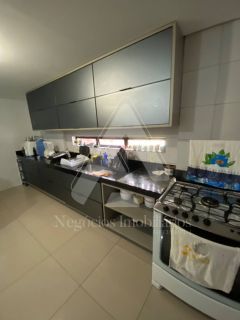 Apartamento de 240m2 com 04 suítes