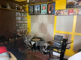 Cobertura duplex 100% mobiliada com elevador interno