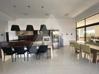 Cobertura duplex 100% mobiliada com elevador interno