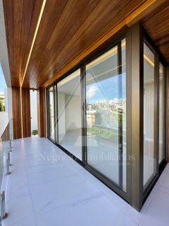 Mansão a venda no Condomínio Atmosphera Green