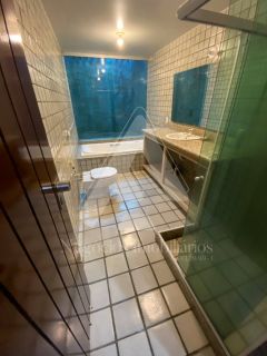 Casa pronta pra morar com terreno enorme pra área de lazer