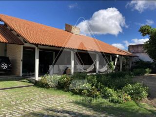 Casa pronta pra morar com terreno enorme pra área de lazer