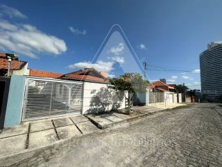 Casa a venda no Mirante