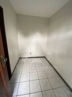 Apartamento 183m² no centro com 03 dormitórios