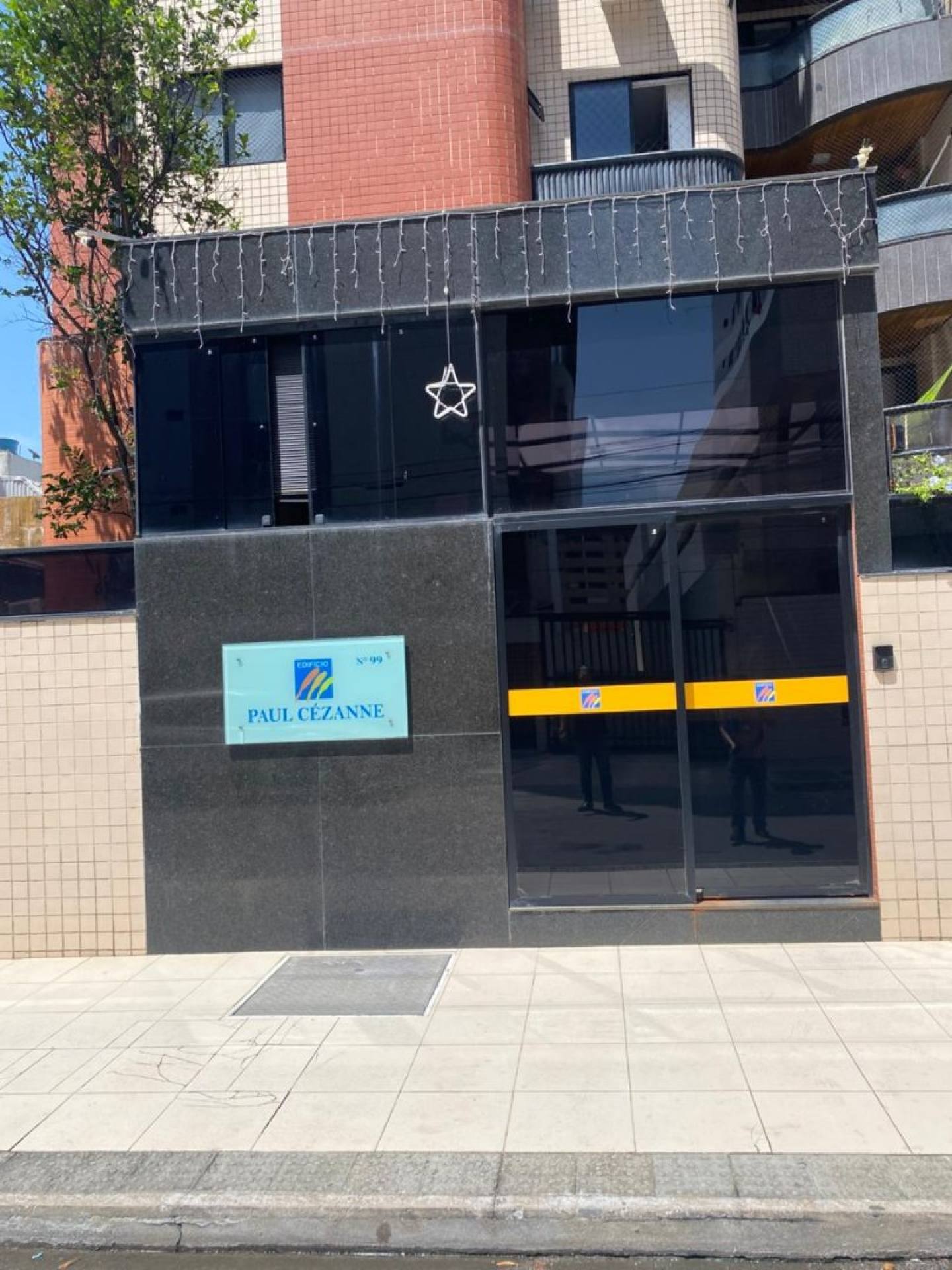 EDIFICIO PAUL CÉZANNE