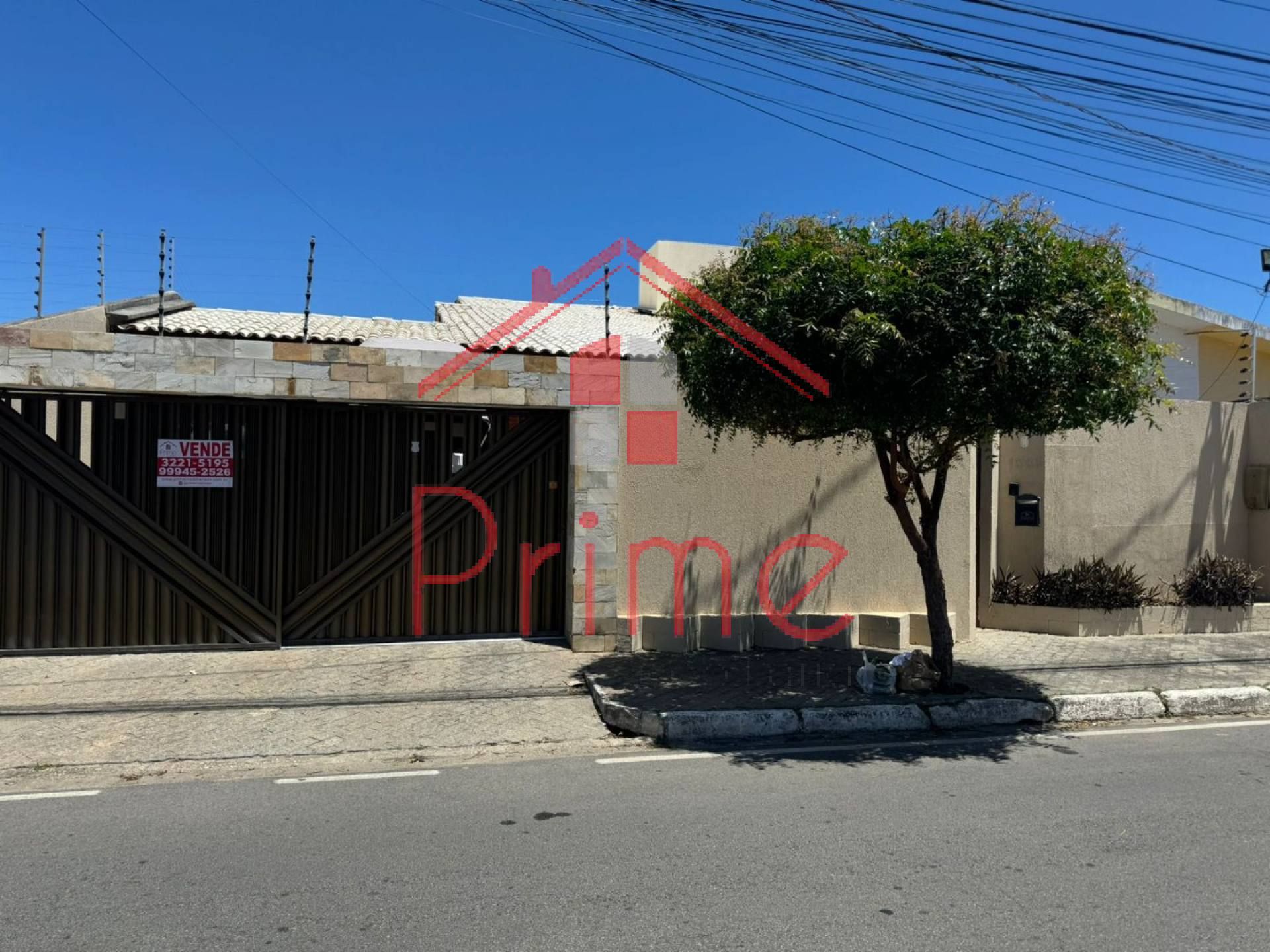 Casa na Coroa do Meio