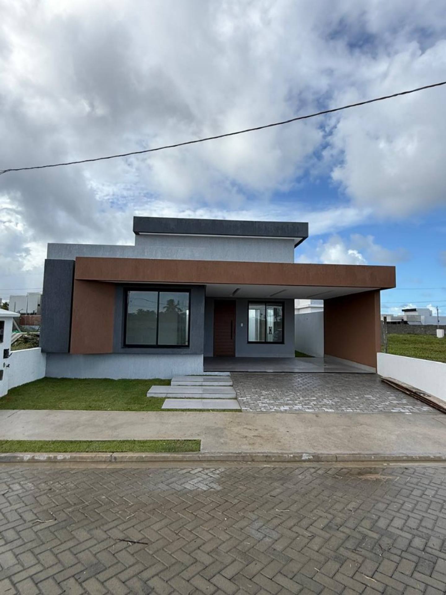 Casa no Padang Beach Residence