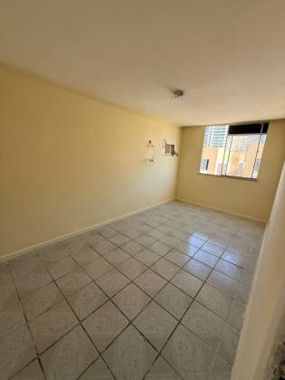 Condomínio Francisco Moreira localizado na Avenida Nova Saneamento B. Suíssa