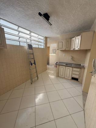 Condomínio Francisco Moreira localizado na Avenida Nova Saneamento B. Suíssa