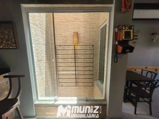 VENDE-SE CASA ONDE FUNCIONAVA UM RESTAURANTE