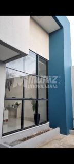VENDE-SE CASA C/PISCINA DE ALTO PADRÃO RECEM CONSTRUIDA