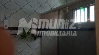 VENDE-SE CASA SEMI NVA NO LAMARÃO