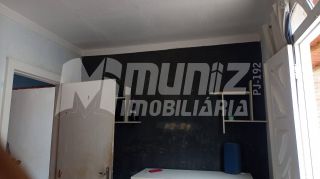 VENDE-SE CASA SEMI NVA NO LAMARÃO