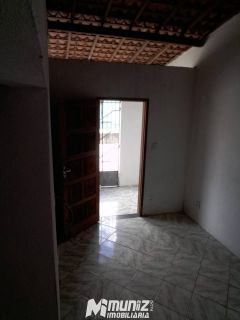 VENDE-CASA NO MARCOS FREIRE  III