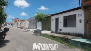 VENDE-CASA NO MARCOS FREIRE  III