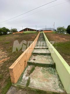 VENDE-SE CHACARA C/PISCINAS E ESPAÇO EVENTOS