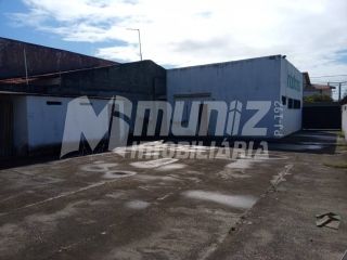 VENDE-SE IMOVEL COMERCIAL - NA ATALAIA