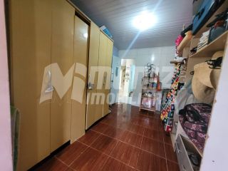 VENDE-SE CASA COM FUNDO PÉ NA AREIA E O MAR- RUA PRAIA DA COSTA